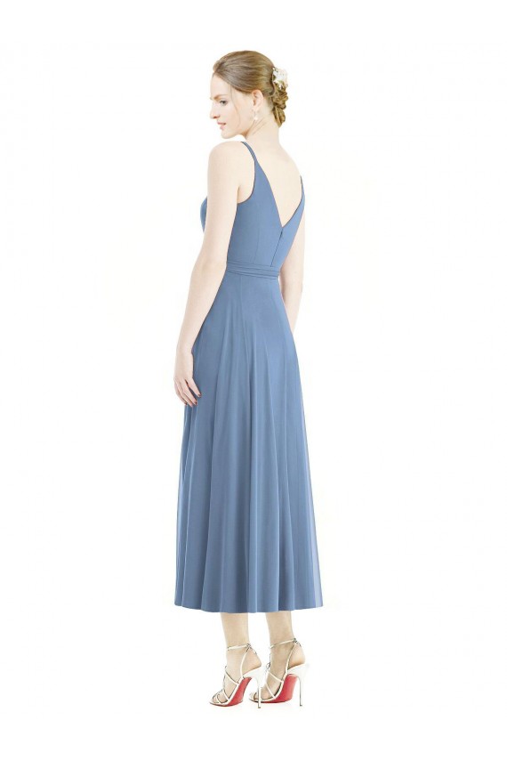 Billigste Staubiges Blau A-Linien Spaghetti-Träger Wadenlang Chiffon Kurze Brautjungfernkleider